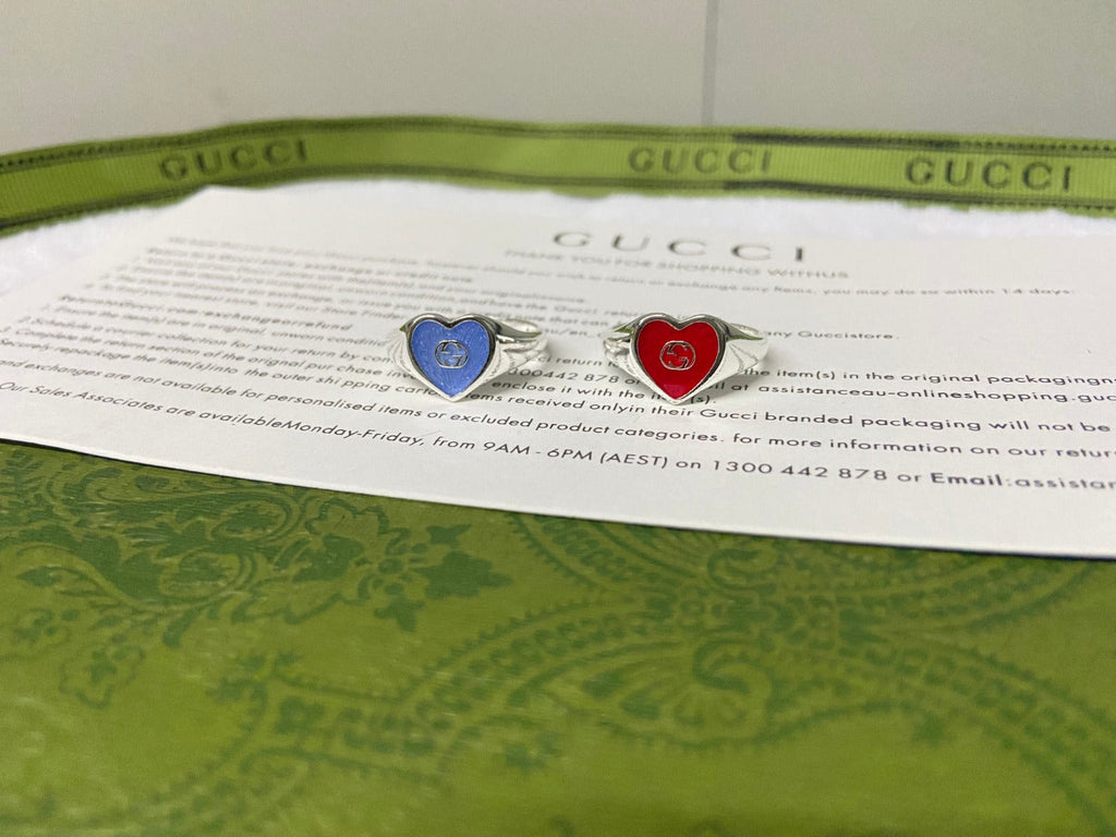 Double Gucci Interlocking Gucci Red Enamel Heart Ring