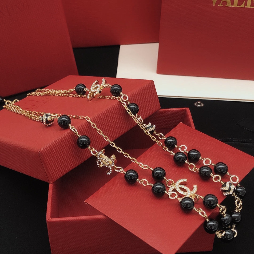 18K  Chanel Black Pearls Necklace