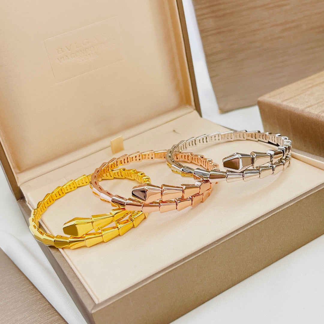 18K BVLGARI Serpenti Viper Bracelet