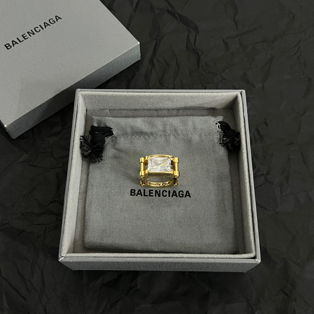 18K Balenciaga Crystal Ring