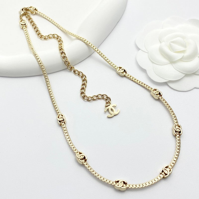 18K  Chanel Chain Necklace